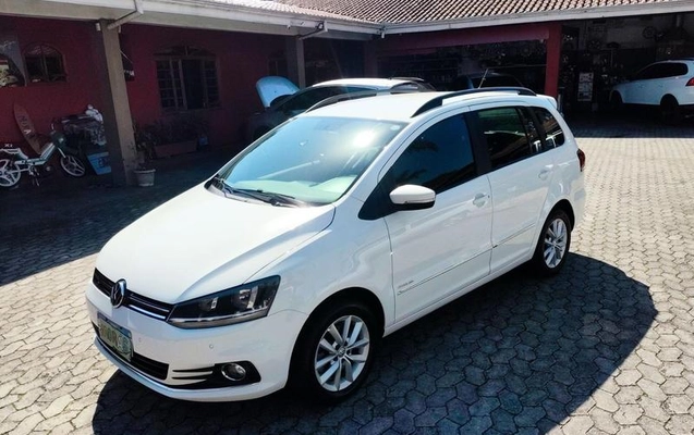 imagem-https://www.socarrao.com.br/sc-vehicle-images-prod/3298518/1787064073914-8390556_17_B_3d10c23d14.jpeg