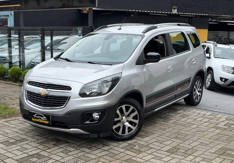 Chevrolet Spin 2017 Prata — foto 1 de 3