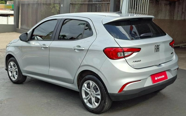 imagem-https://www.socarrao.com.br/sc-vehicle-images-prod/3299129/1790619387749-8382048_6_B_799307191a.jpeg