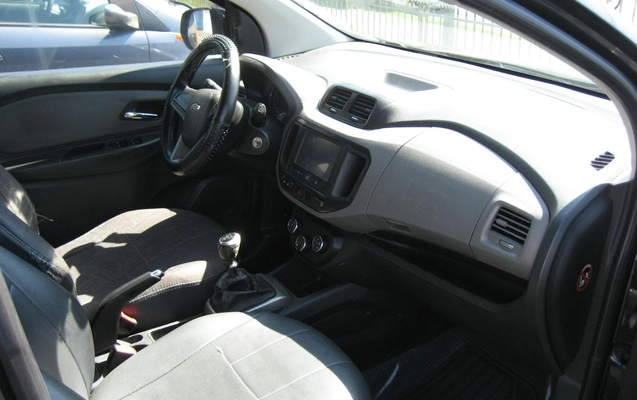 imagem-https://www.socarrao.com.br/sc-vehicle-images-prod/3299865/1787071524082-SU1HXzIwMTUuSlBH.JPG