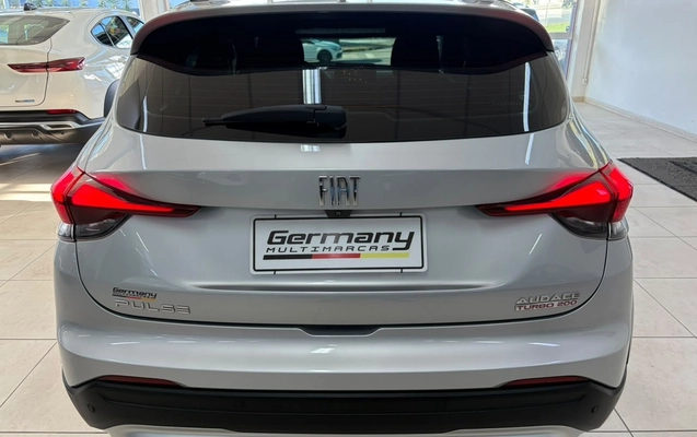 imagem-https://www.socarrao.com.br/sc-vehicle-images-prod/3299963/1789043581761-305bed6dd77d4f7086a548b894357d72_1788969901733.jpg