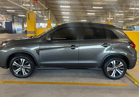 Mitsubishi OUTLANDER Sport 2022 Cinza — foto 1 de 3