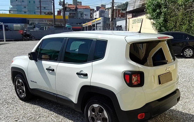 imagem-https://www.socarrao.com.br/sc-vehicle-images-prod/3300809/1787071538188-UEhPVE8tMjAyNi0wOC0xOC0xMi01Mi00NyAoMikuanBn.jpg