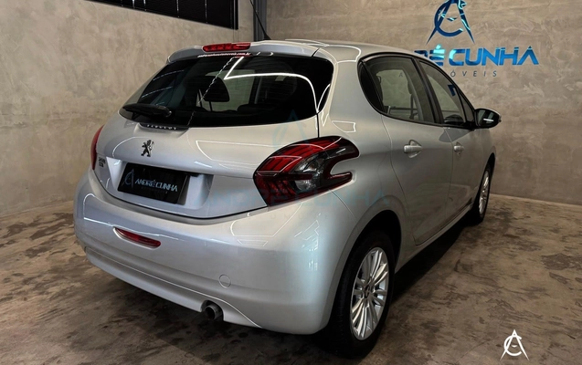 imagem-https://www.socarrao.com.br/sc-vehicle-images-prod/3301230/1789412267734-6341b3ae68544a869b41fec1d35f970a_1787072207665.jpg