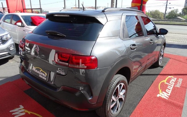 imagem-https://www.socarrao.com.br/sc-vehicle-images-prod/3301456/1789582421279-8389567_6_B_3b71987a08.jpeg