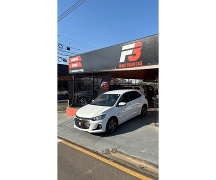 Chevrolet Onix 2024 Branco — foto 1 de 3