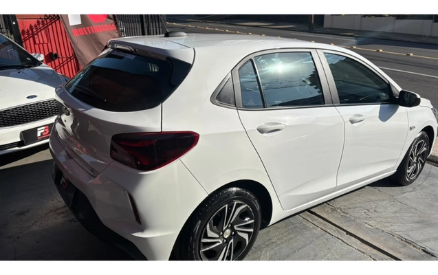 imagem-https://www.socarrao.com.br/sc-vehicle-images-prod/3301541/1787072729920-5_020446.jpg