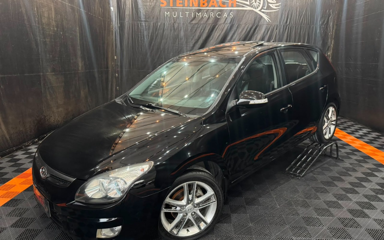 Hyundai i30 2012 Preto — foto 1 de 3