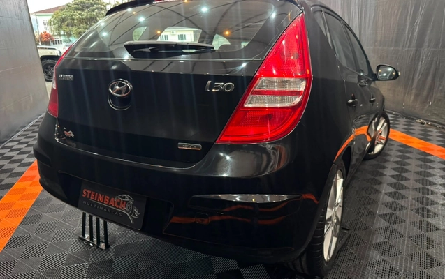 imagem-https://www.socarrao.com.br/sc-vehicle-images-prod/3301775/1787073158887-SHl1bmRhaSBJMzAgQ29tcGxldG8gQXV0b23DoXRpY28gVGV0byBTb2xhciBCYW5jb3MgZW0gQ291cm8gVGV0byBTb2xhciAyMDEyIFN0ZWluYmFjaCBNdWx0aW1hcmNhcyBlbSBTYW50byBBbWFybyBkYSBJbXBlcmF0cml6IFNDIDQuanBlZw.jpeg