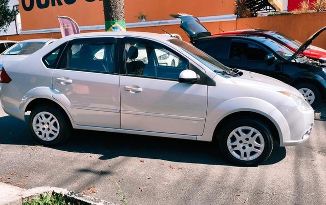 imagem-https://www.socarrao.com.br/sc-vehicle-images-prod/3301837/1787073265217-8306728_4_B_97fad69dfd.jpeg