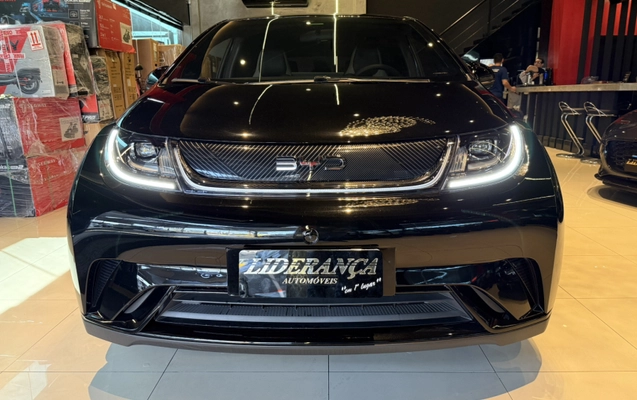 imagem-https://www.socarrao.com.br/sc-vehicle-images-prod/3301878/1787666291273-app-photos-nqf5xj0MnciU1AmCNascNVfldGcO4hdS.jpg