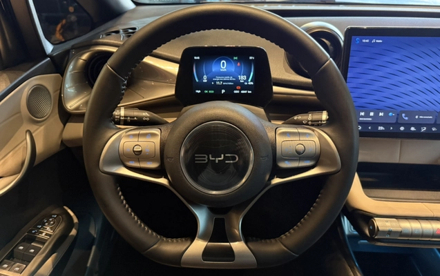 imagem-https://www.socarrao.com.br/sc-vehicle-images-prod/3301878/1787666291284-app-photos-BJKm5AwvDCqvXVuJqBJAZW2y5qRkCLkJ.jpg