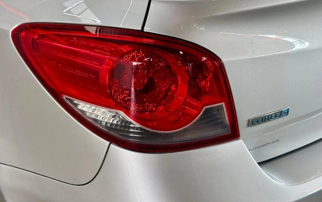 imagem-https://www.socarrao.com.br/sc-vehicle-images-prod/3302466/1789139822519-8388129_5_B_73319350e3.jpeg