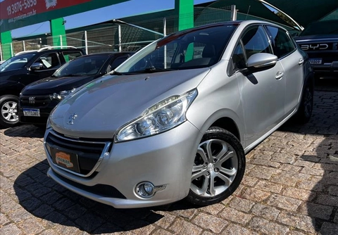 Peugeot 208 2014 Prata — foto 1 de 3