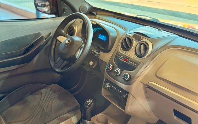 imagem-https://www.socarrao.com.br/sc-vehicle-images-prod/3302527/1787078232403-4fc6fd67b06f48d88928ca6a6a98e006_1787074366966.jpg