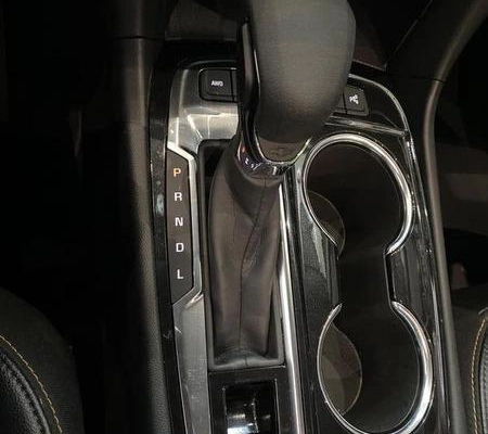 imagem-https://www.socarrao.com.br/sc-vehicle-images-prod/3302656/1788555394551-8374274_15_B_43f39e751c.jpeg