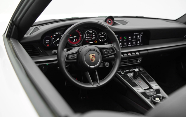 imagem-https://www.socarrao.com.br/sc-vehicle-images-prod/3303100/1787322350032-78aa32e1-f6a5-4876-a46b-aea2de758486.jpg