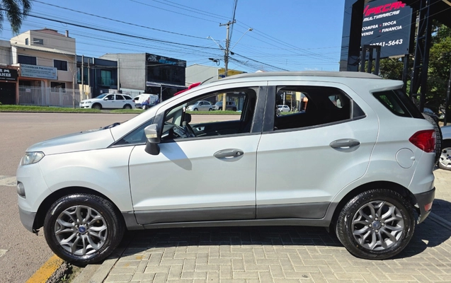 imagem-https://www.socarrao.com.br/sc-vehicle-images-prod/3303377/1787076663494-MjAyNjA4MThfMTQxNTU0LmpwZw.jpg