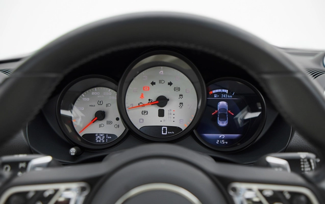 imagem-https://www.socarrao.com.br/sc-vehicle-images-prod/3303557/1788448005055-f01a143a-3fec-4e76-a5f6-6cb19b829337.jpg