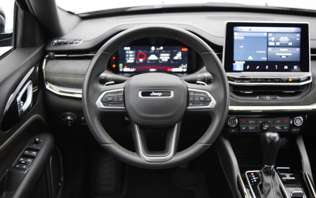 imagem-https://www.socarrao.com.br/sc-vehicle-images-prod/3303834/1787077005803-c5b104ac-7936-44b0-a4dc-ab5ab365e177.jpg