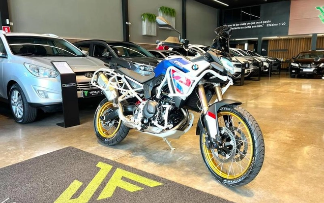 imagem-https://www.socarrao.com.br/sc-vehicle-images-prod/3303852/1788277403809-8392099_0_B_12ab9fc90b.jpeg