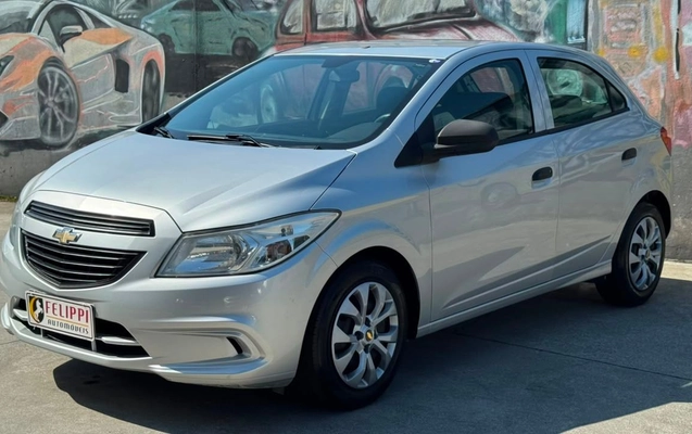 imagem-https://www.socarrao.com.br/sc-vehicle-images-prod/3303957/1788296238915-6ec43c1a601c4d079b4e85e8bf70a3ce_1787075703747.jpg