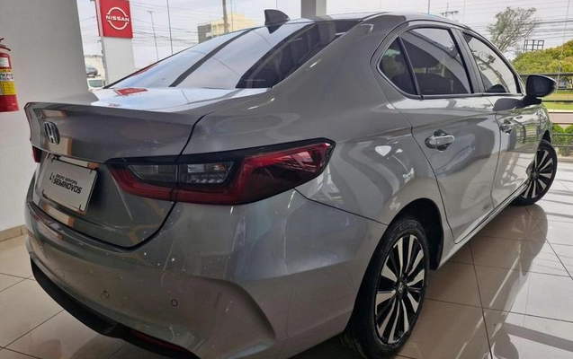 imagem-https://www.socarrao.com.br/sc-vehicle-images-prod/3304102/1787077576660-8371349_1_B_fcab267b4c.jpeg