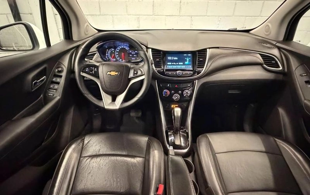 imagem-https://www.socarrao.com.br/sc-vehicle-images-prod/3304511/1787078461140-8368837_12_B_0ee5ed9858.jpeg