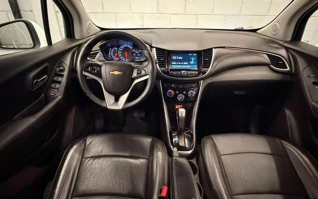 imagem-https://www.socarrao.com.br/sc-vehicle-images-prod/3304511/1787078461151-8368837_12_B_9d60b8bbaf.jpeg
