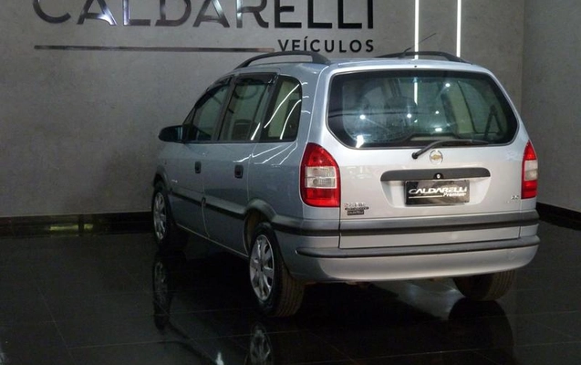 imagem-https://www.socarrao.com.br/sc-vehicle-images-prod/3304541/1792601978504-8391874_2_B_efa5894d15.jpeg