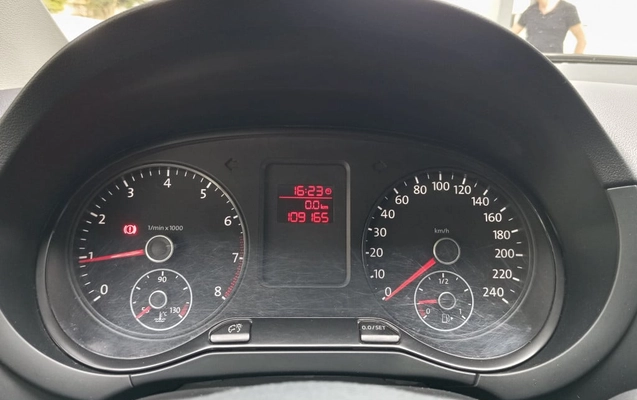 imagem-https://www.socarrao.com.br/sc-vehicle-images-prod/3304551/1787255140362-vehicle_image_1787254960_74a5c21952db770d7566e891b5eff64f.jpeg
