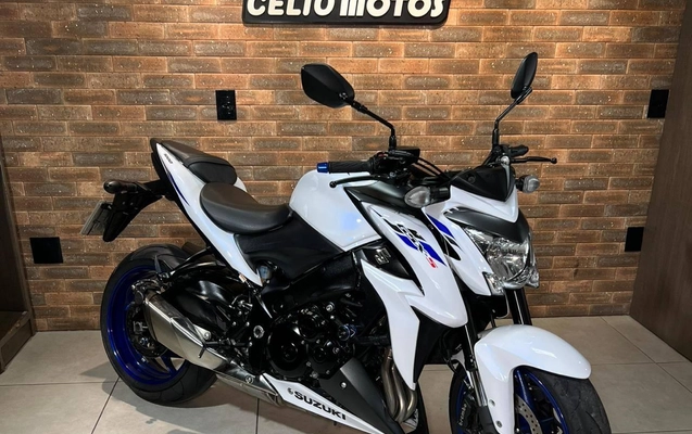 imagem-https://www.socarrao.com.br/sc-vehicle-images-prod/3304666/1787078728720-5ea7b05a0b2d4a059578b646022a8335_1780058751440.jpeg