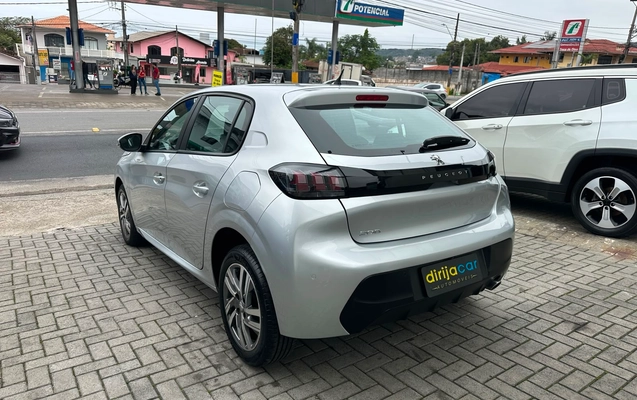 imagem-https://www.socarrao.com.br/sc-vehicle-images-prod/3304798/1787079076818-9123f9e8-f4bb-4d96-adf9-3eb6a52f9f8c.jpeg