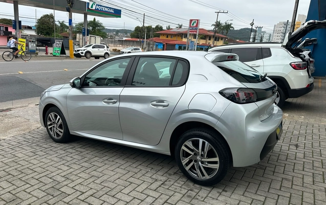 imagem-https://www.socarrao.com.br/sc-vehicle-images-prod/3304798/1787079076819-aabc98d3-cac8-4276-9fac-4d6e2201f993.jpeg