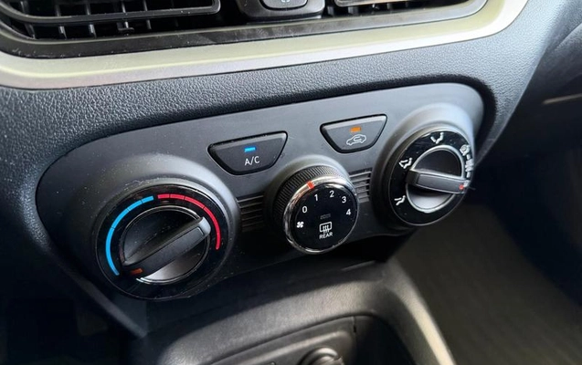 imagem-https://www.socarrao.com.br/sc-vehicle-images-prod/3305004/1787079619876-8331651_5_B_d78bdc134f.jpeg