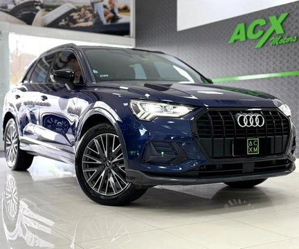 Audi Q3 2022 Azul — foto 1 de 3