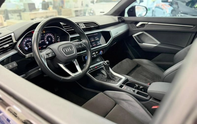 imagem-https://www.socarrao.com.br/sc-vehicle-images-prod/3305132/1789042466718-8392523_8_B_6055bef375.jpeg