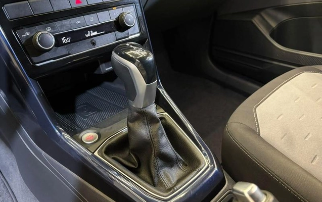 imagem-https://www.socarrao.com.br/sc-vehicle-images-prod/3305151/1789301841516-8392517_11_B_eaaaf4b4e3.jpeg