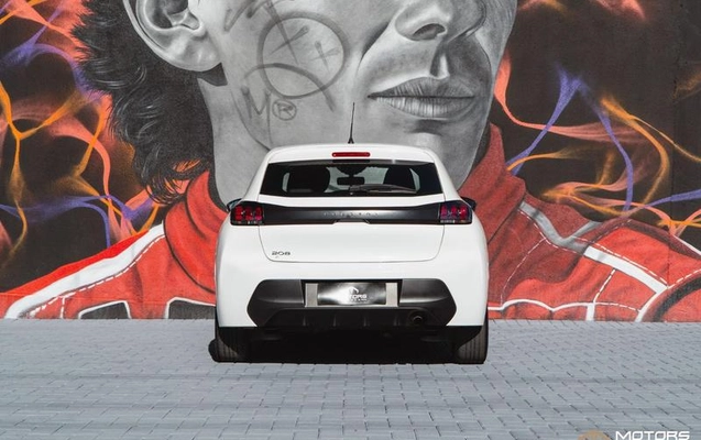 imagem-https://www.socarrao.com.br/sc-vehicle-images-prod/3305182/1789309029570-8392391_1_B_e25bc12a75.jpeg