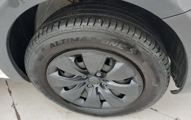 imagem-https://www.socarrao.com.br/sc-vehicle-images-prod/3305268/1787080452285-2_041409.jpg