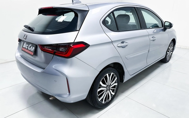imagem-https://www.socarrao.com.br/sc-vehicle-images-prod/3305436/1787080809280-a49d963a360449cabd87d367c83053b7_1787080780818.jpg
