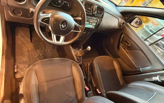 imagem-https://www.socarrao.com.br/sc-vehicle-images-prod/3305513/1787080966541-727c8d36-911d-480a-9bfe-39edcc3bcbd5.jpg