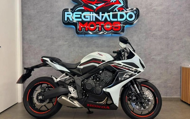 imagem-https://www.socarrao.com.br/sc-vehicle-images-prod/3305548/1788974198096-8392694_3_B_51b4219080.jpeg