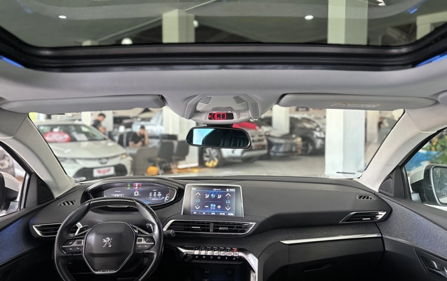 imagem-https://www.socarrao.com.br/sc-vehicle-images-prod/3305610/1787081362833-1_042056.jpg