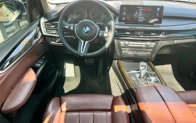 imagem-https://www.socarrao.com.br/sc-vehicle-images-prod/3305658/1787919020753-8379601_15_B_be9be7ac94.jpeg