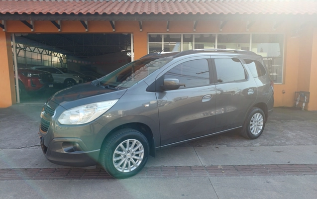 imagem-https://www.socarrao.com.br/sc-vehicle-images-prod/3305788/1787082326877-app-photos-BlxsIALXeVVmOgGqfazvfNy6uU6gkEFh.jpg