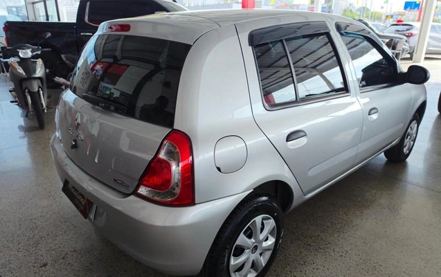 imagem-https://www.socarrao.com.br/sc-vehicle-images-prod/3305830/1789562794002-8392819_1_B_a09b9ca78e.jpeg