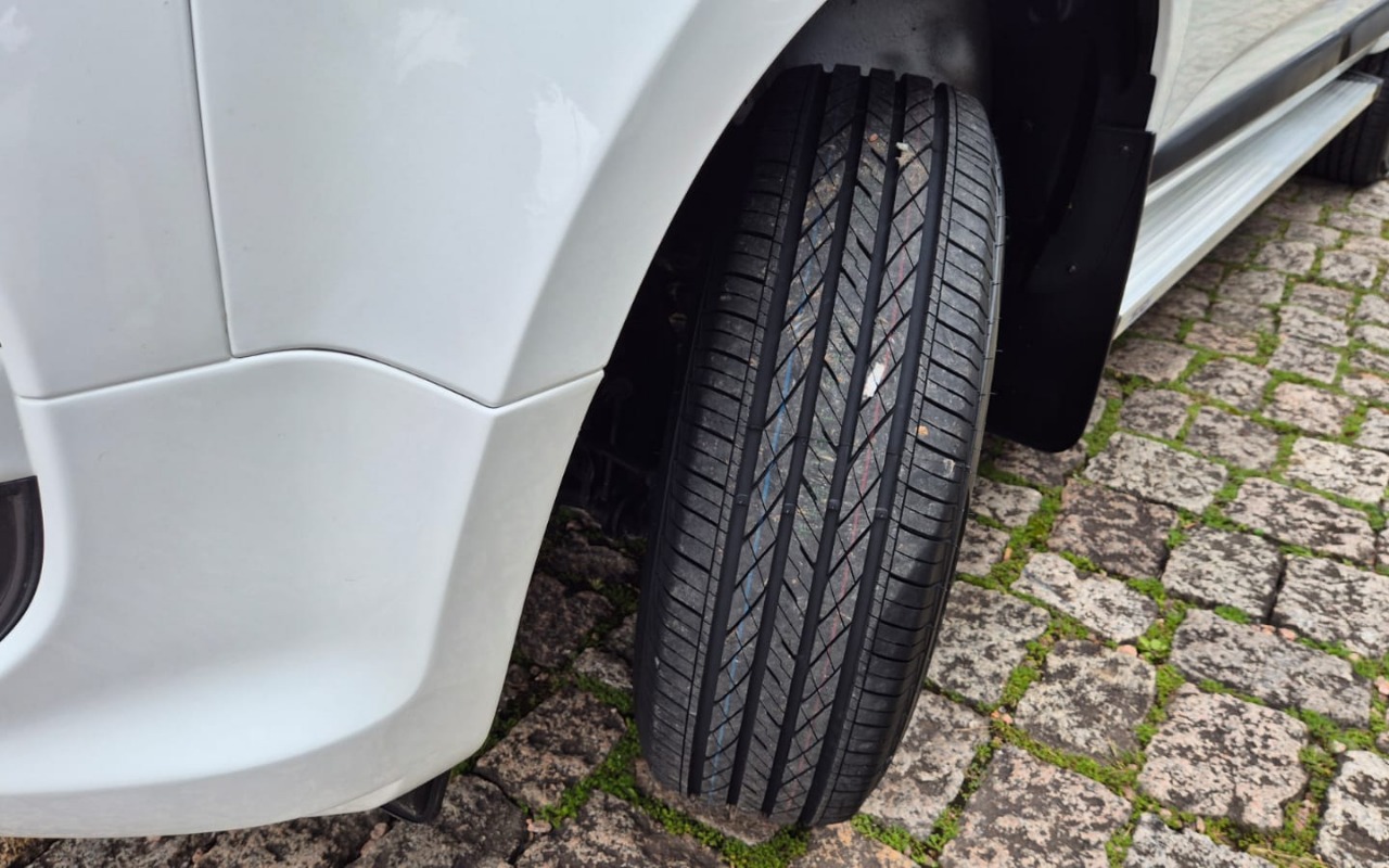 imagem-https://www.socarrao.com.br/sc-vehicle-images-prod/3306003/1787082464511-V2hhdHNBcHAgSW1hZ2UgMjAyNi0wOC0xOCBhdCAxNS41Mi4yNSAoNCkuanBlZw.jpeg