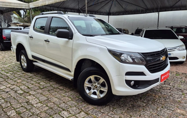 imagem-https://www.socarrao.com.br/sc-vehicle-images-prod/3306003/1787082464599-V2hhdHNBcHAgSW1hZ2UgMjAyNi0wOC0xOCBhdCAxNS41Mi4yNSAoMykuanBlZw.jpeg