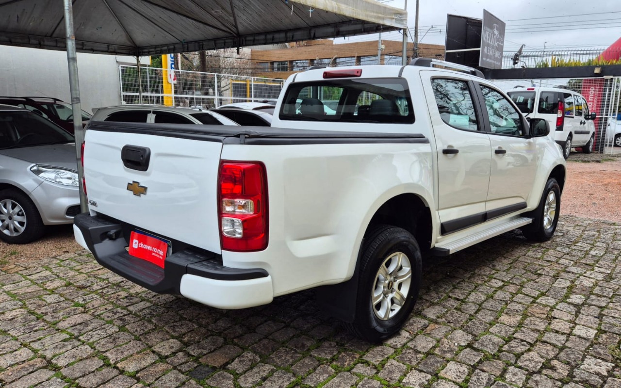 imagem-https://www.socarrao.com.br/sc-vehicle-images-prod/3306003/1787082465257-V2hhdHNBcHAgSW1hZ2UgMjAyNi0wOC0xOCBhdCAxNS41Mi4yNi5qcGVn.jpeg